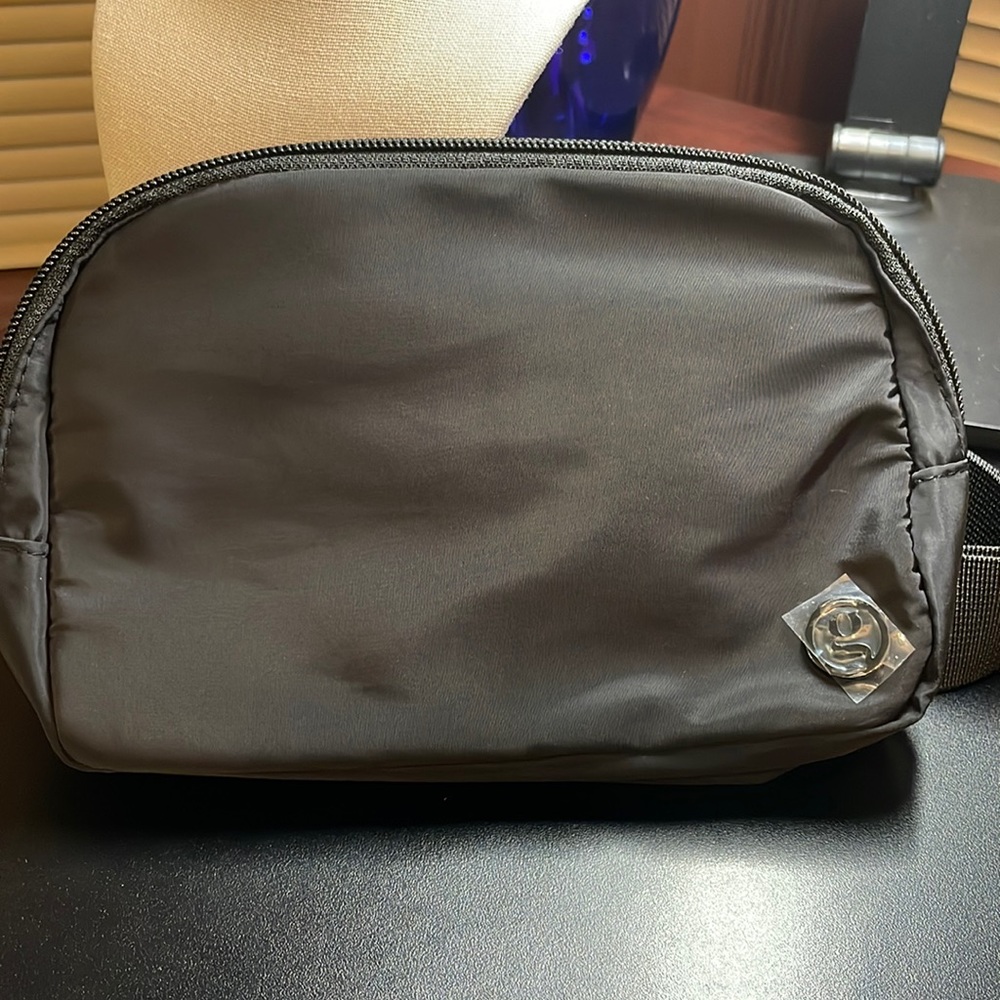 Think Goodness Belt Bag in Black